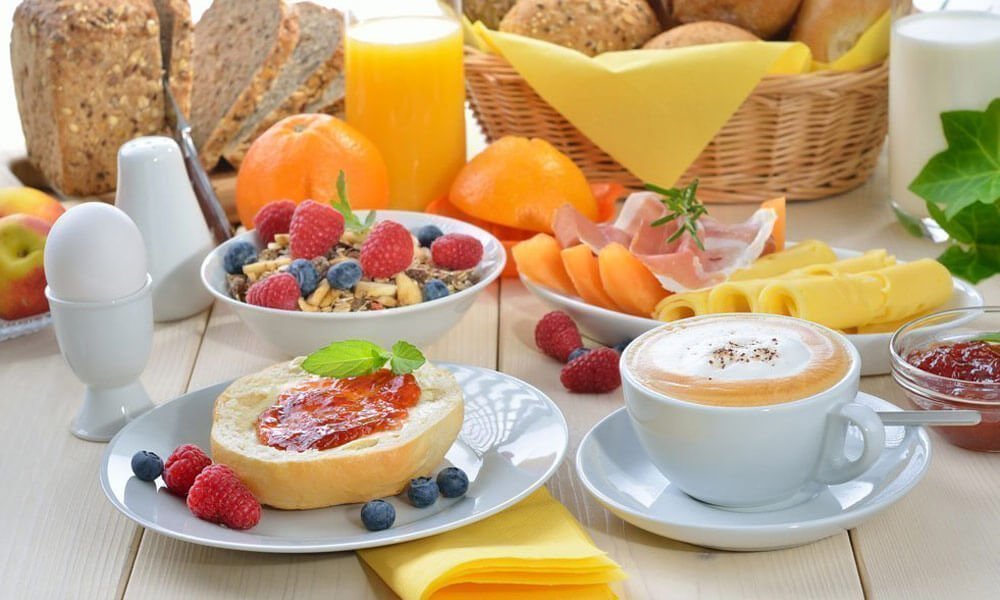 Ricca prima colazione a buffet – Bed and Breakfast in Alto Adige